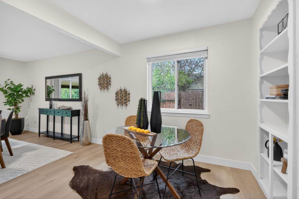 Kirk Way, Sacramento - Premiere Home Staging & Design