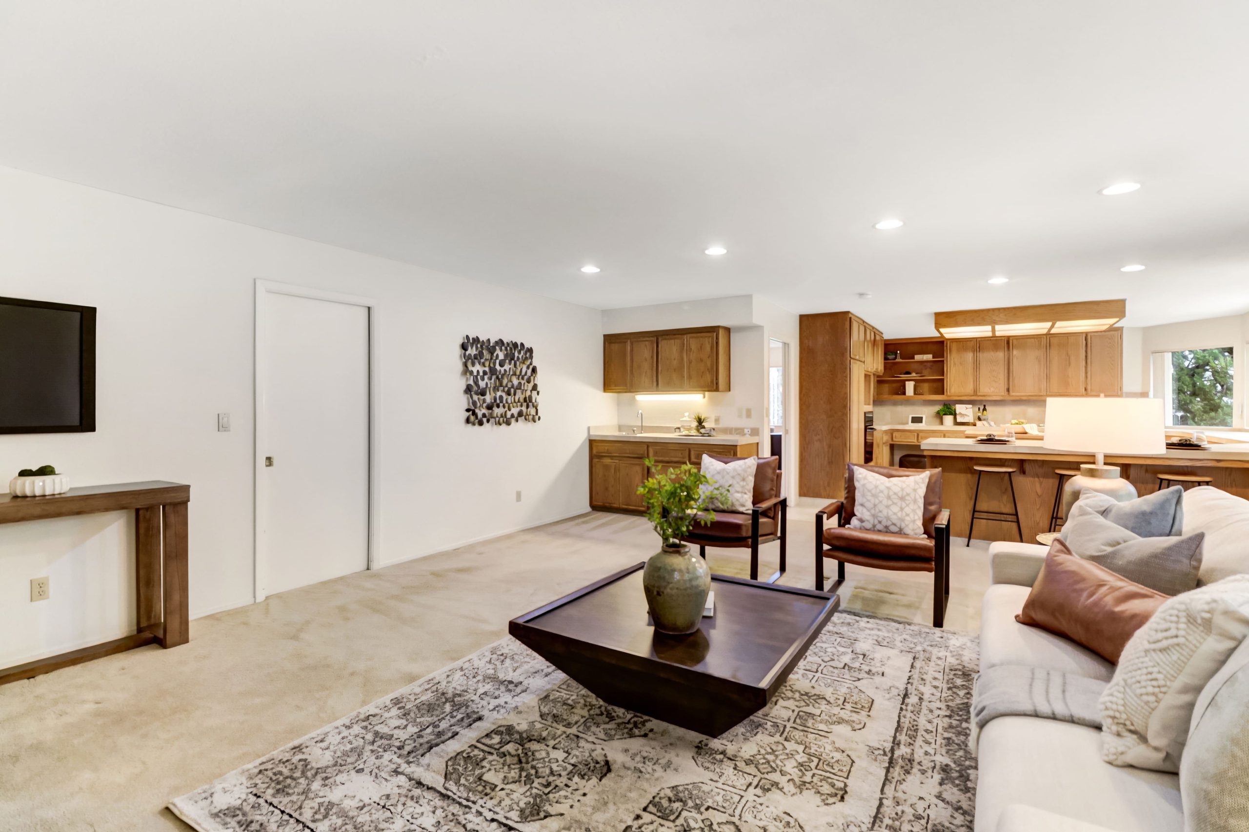 Tanglewood Dr, Auburn - Premiere Home Staging & Design