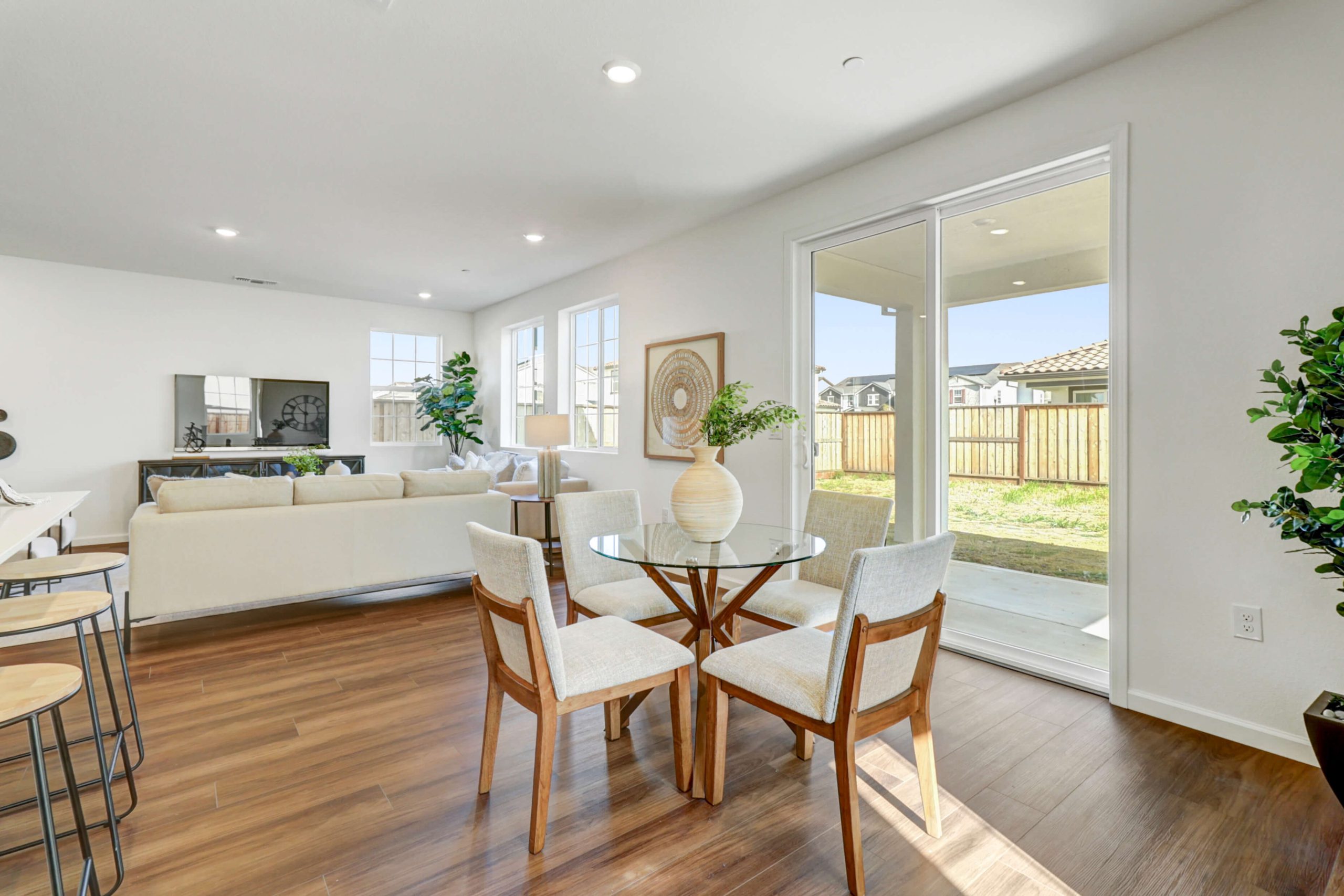 Ramy Cir, Elk Grove - Premiere Home Staging & Design