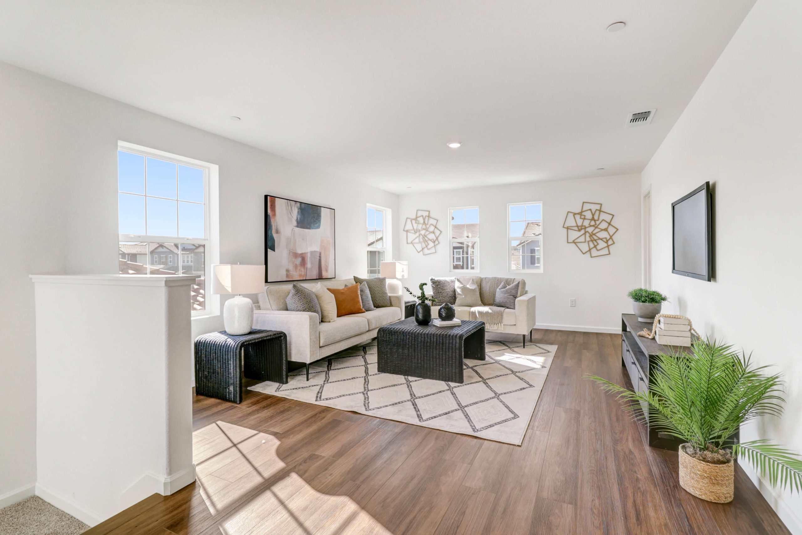 Ramy Cir, Elk Grove - Premiere Home Staging & Design