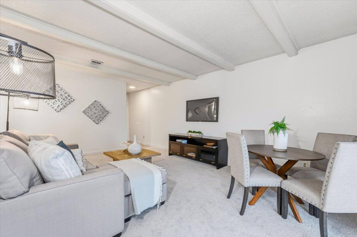 S Whitney Blvd, Rocklin - Premiere Home Staging & Design