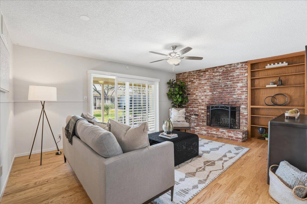 Alexon Way, Carmichael - Premiere Home Staging & Design