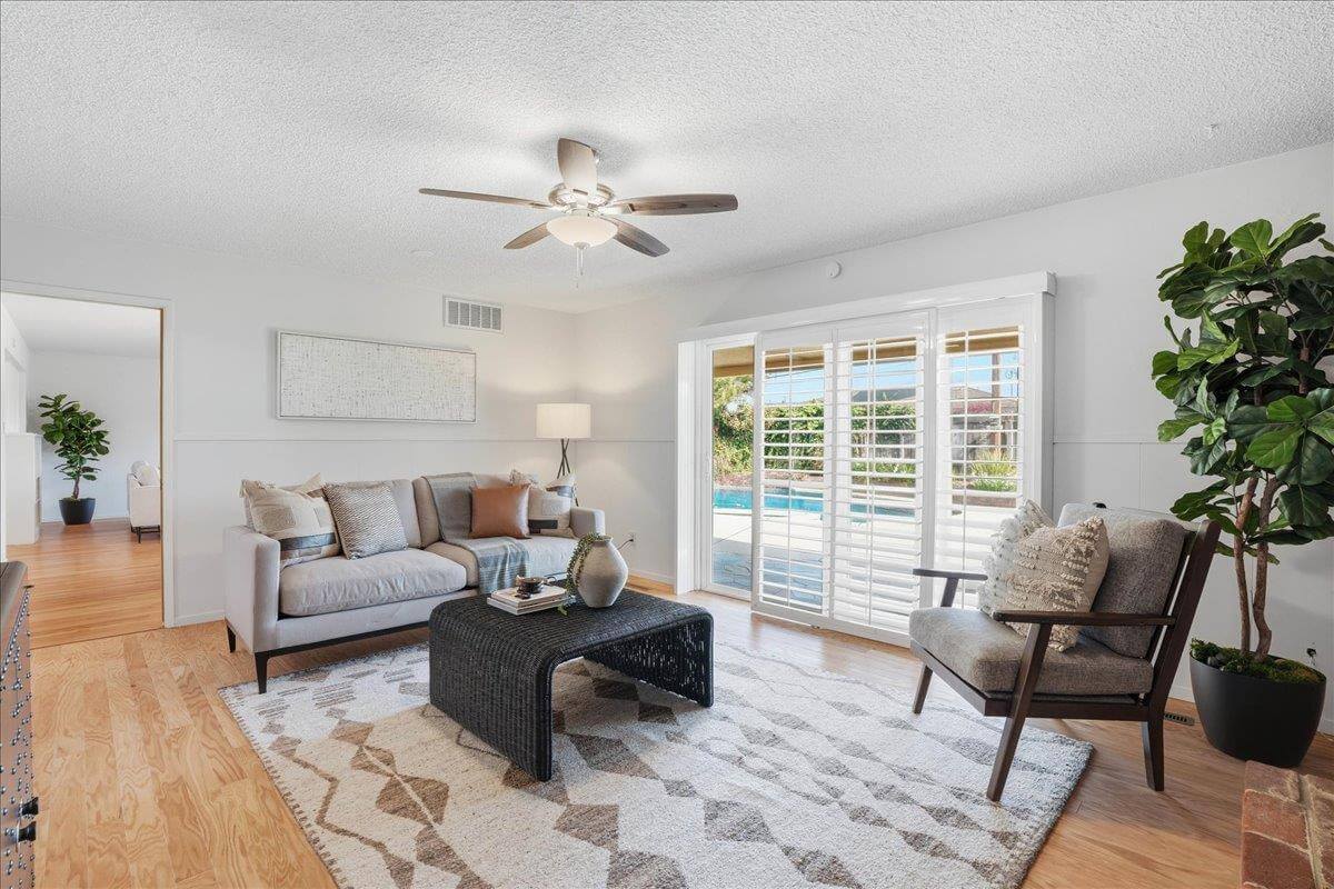 Alexon Way, Carmichael - Premiere Home Staging & Design