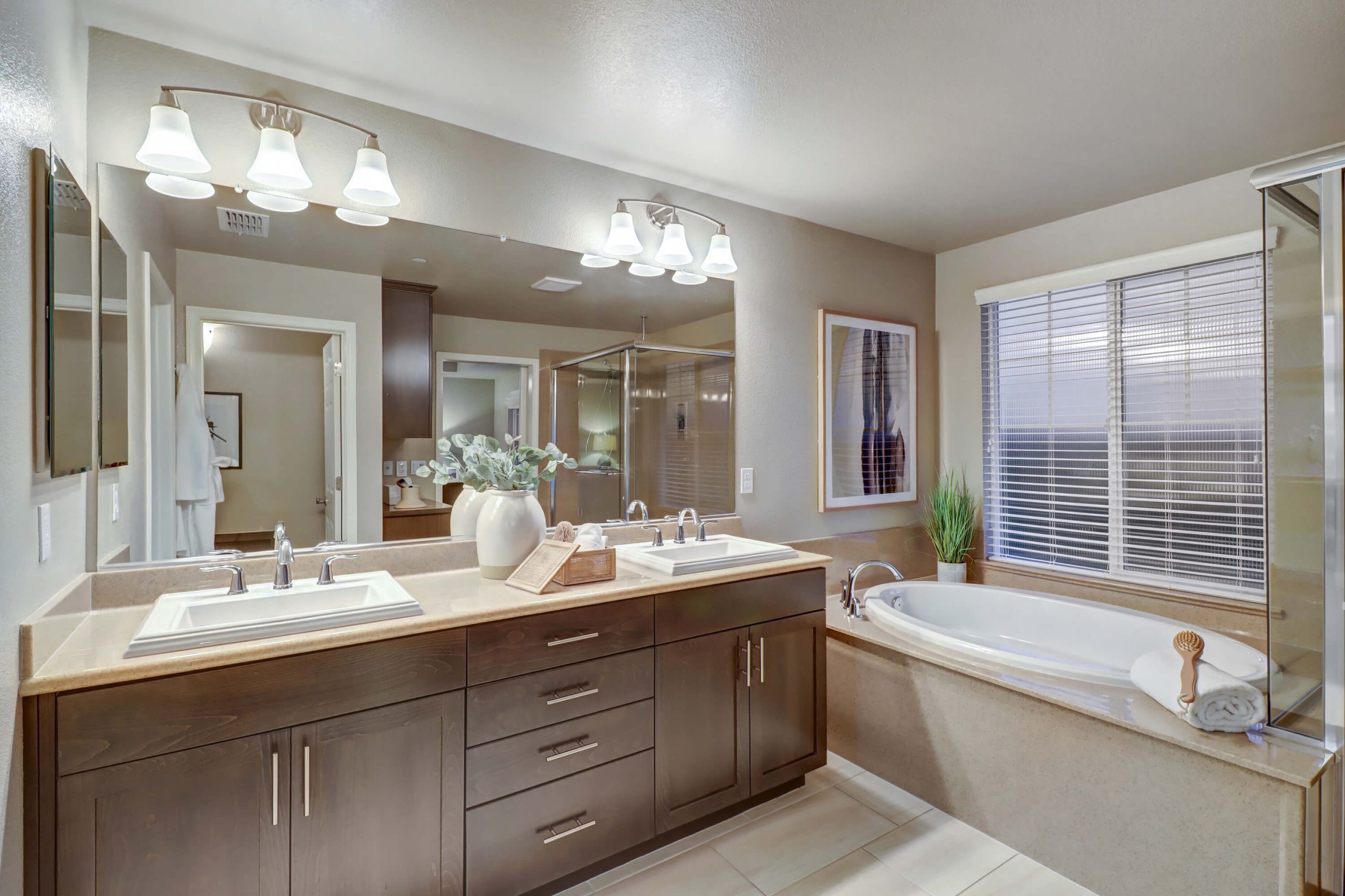 Demartini Dr, Roseville - Premiere Home Staging & Design
