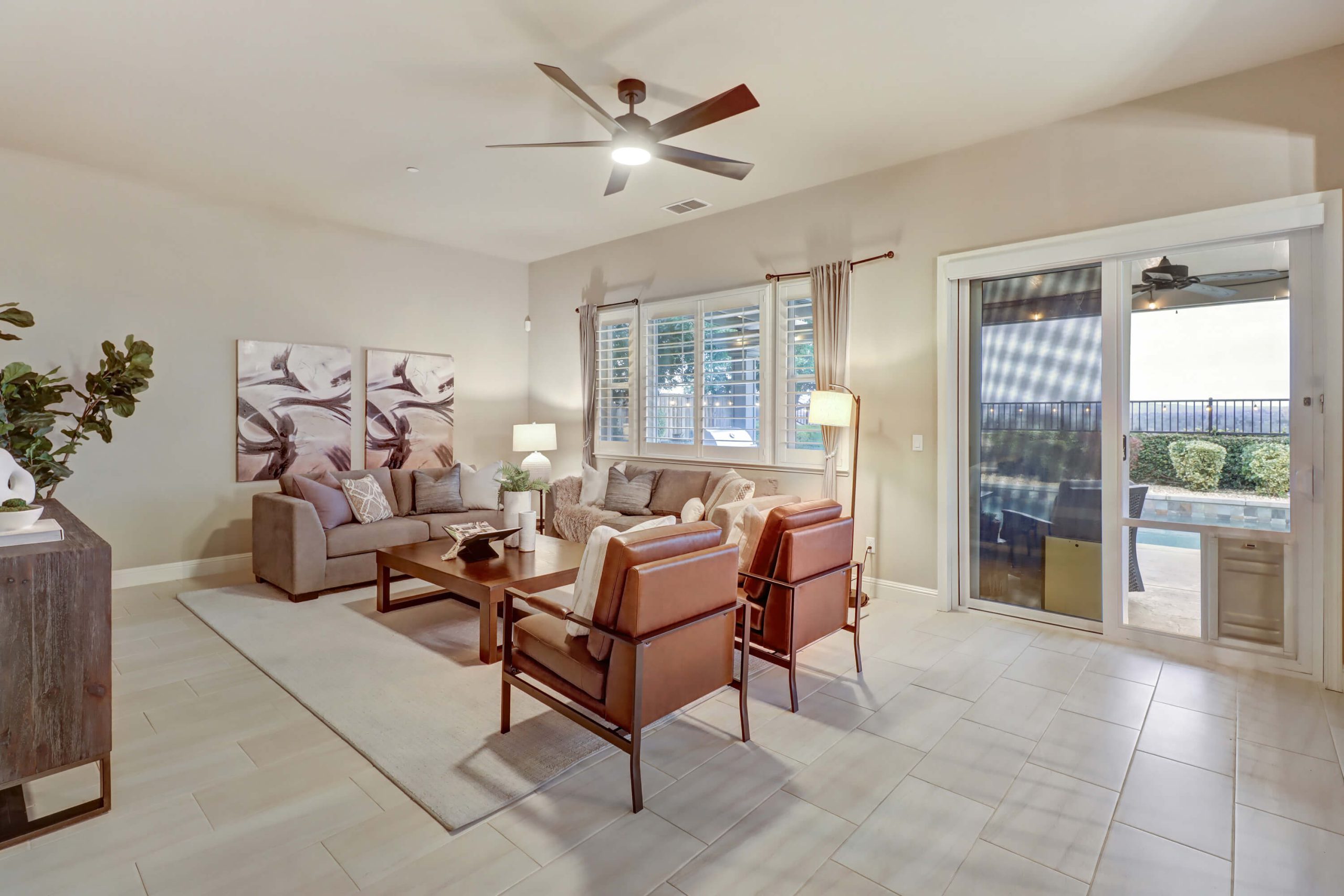 Demartini Dr, Roseville - Premiere Home Staging & Design