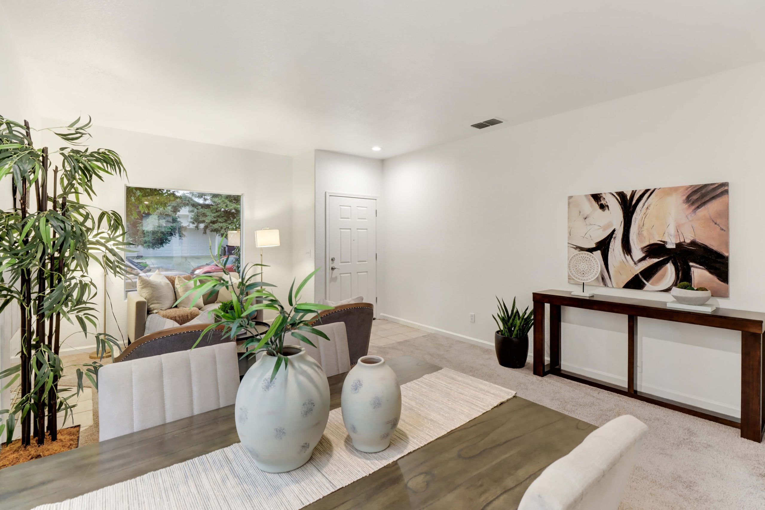 Groth Cir, Sacramento - Premiere Home Staging & Design
