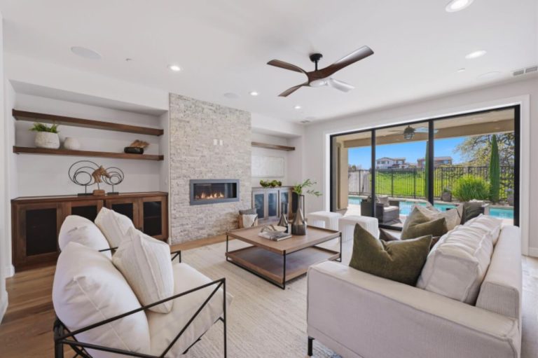 Hidden Trail Loop, Rocklin - Premiere Home Staging & Design