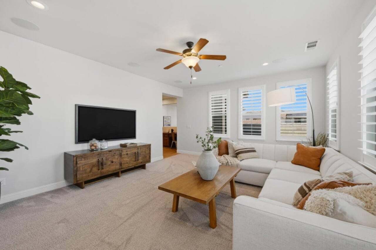 Hidden Trail Loop, Rocklin - Premiere Home Staging & Design