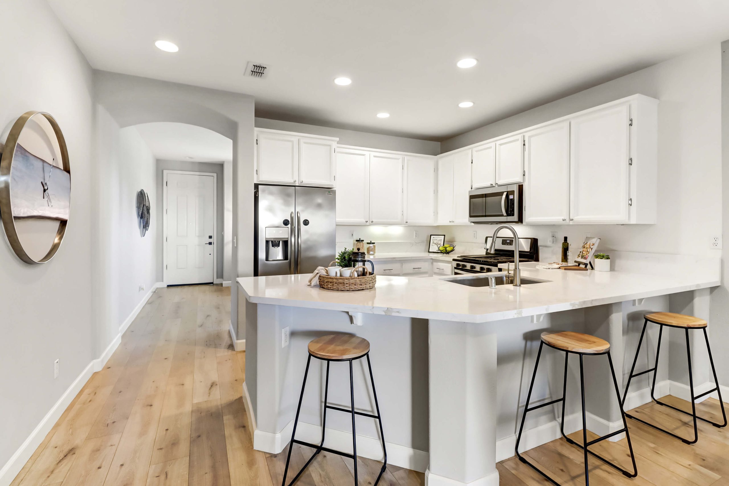 Molokai Rd, West Sacramento - Premiere Home Staging & Design