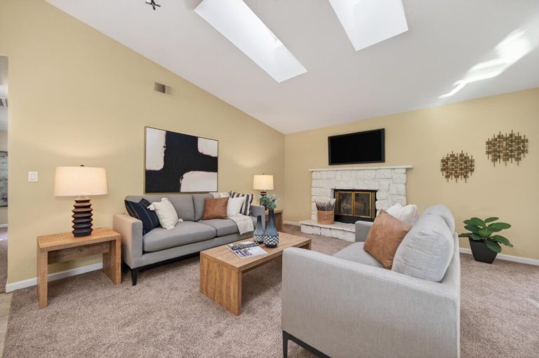 Sirl Way, Orangevale - Premiere Home Staging & Design