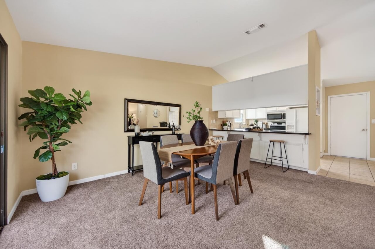 Sirl Way, Orangevale - Premiere Home Staging & Design