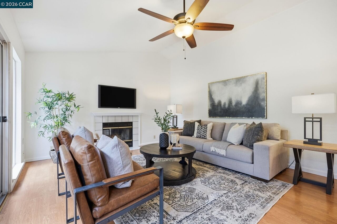 Tudor Way, Loomis - Premiere Home Staging & Design