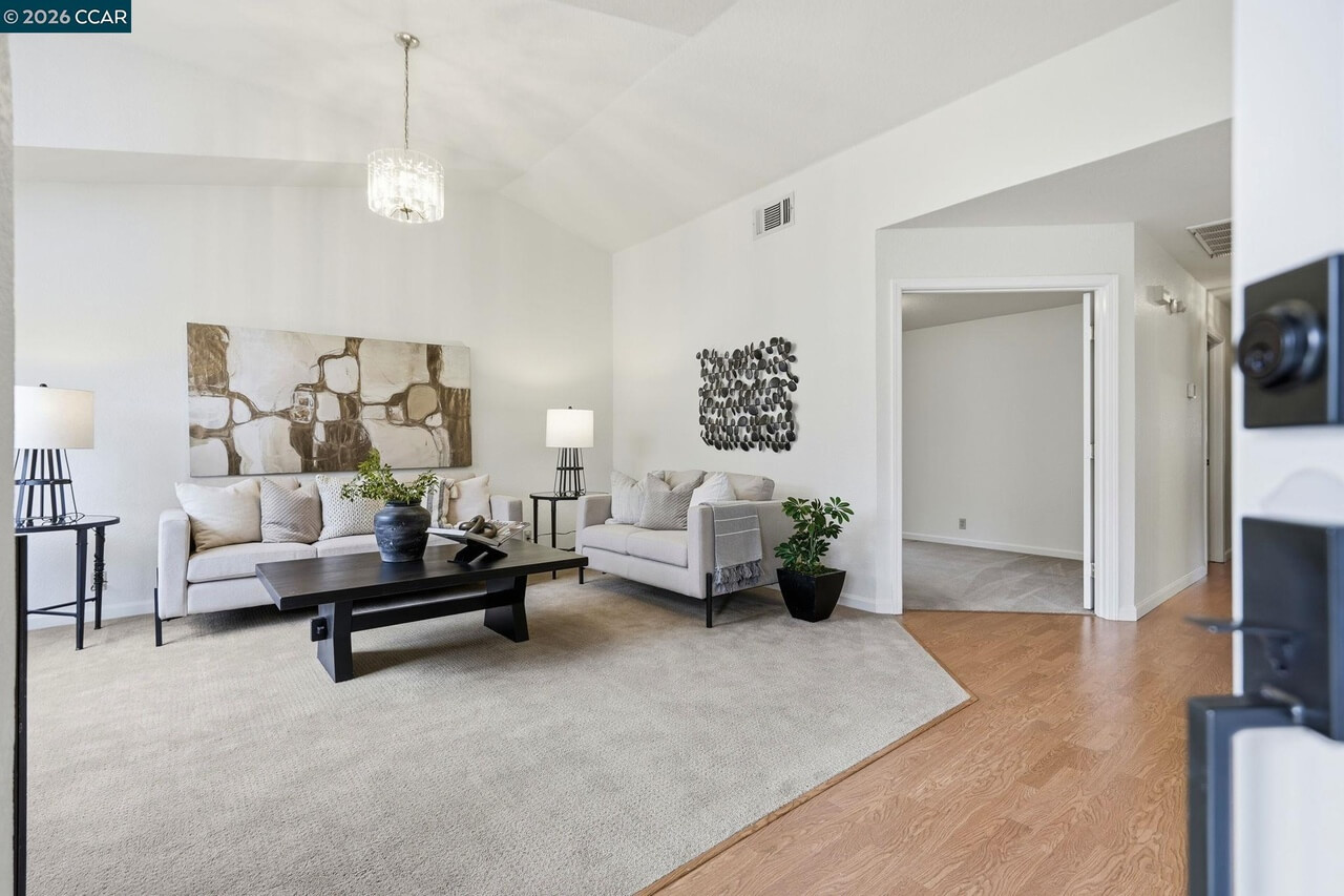 Tudor Way, Loomis - Premiere Home Staging & Design