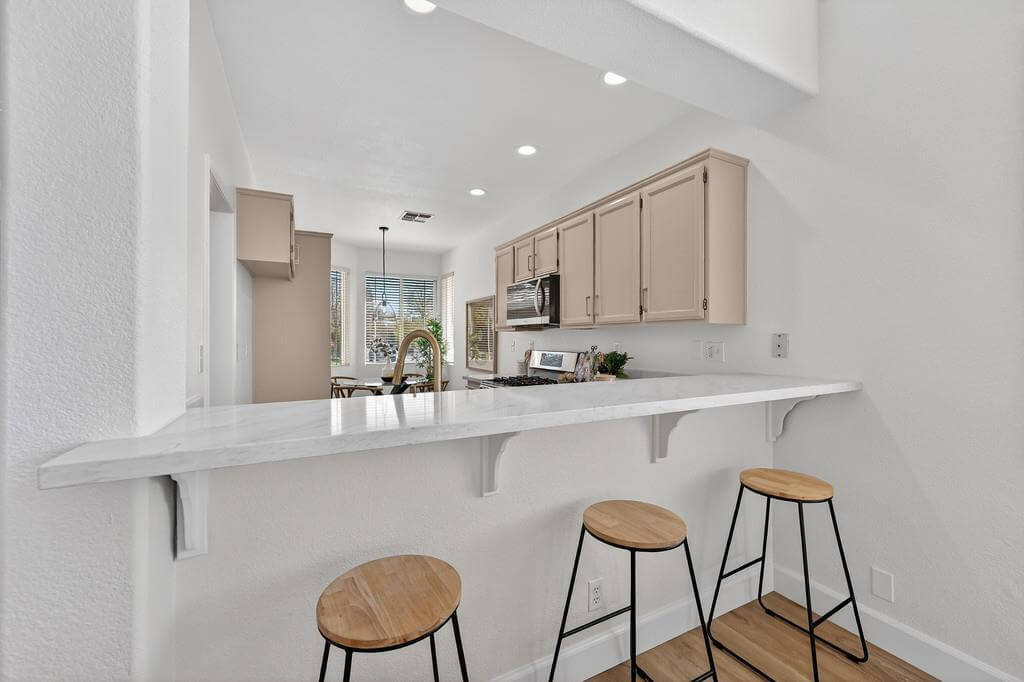 Mcnamee Dr, Folsom - Premiere Home Staging & Design