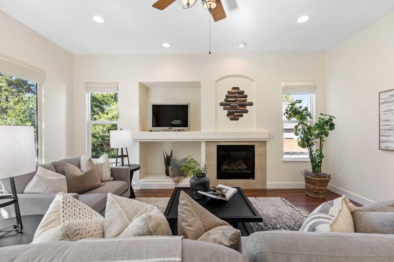 Woodleigh Ln, Cameron Park - Premiere Home Staging & Design