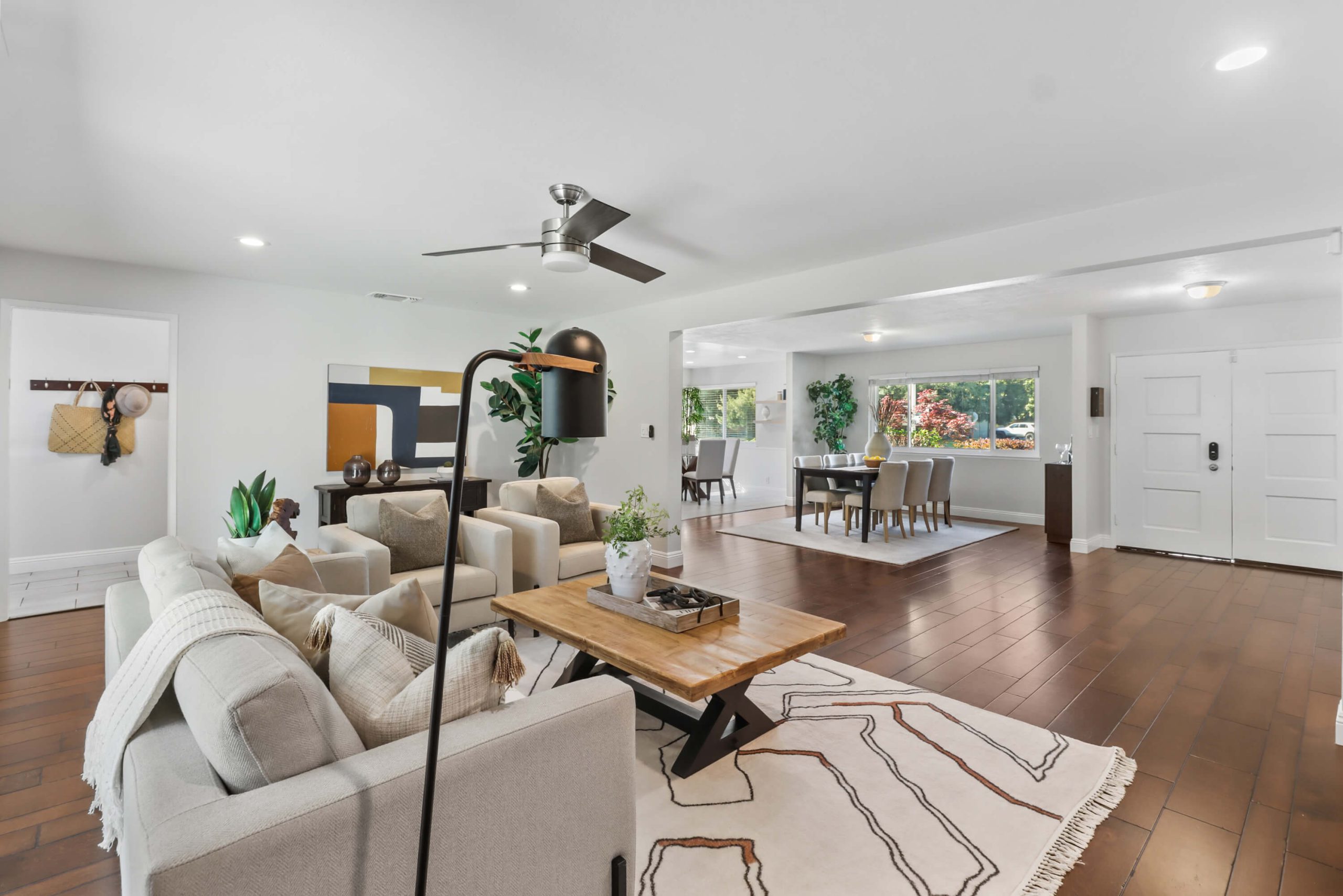 American River Dr, Sacramento - Premiere Home Staging & Design