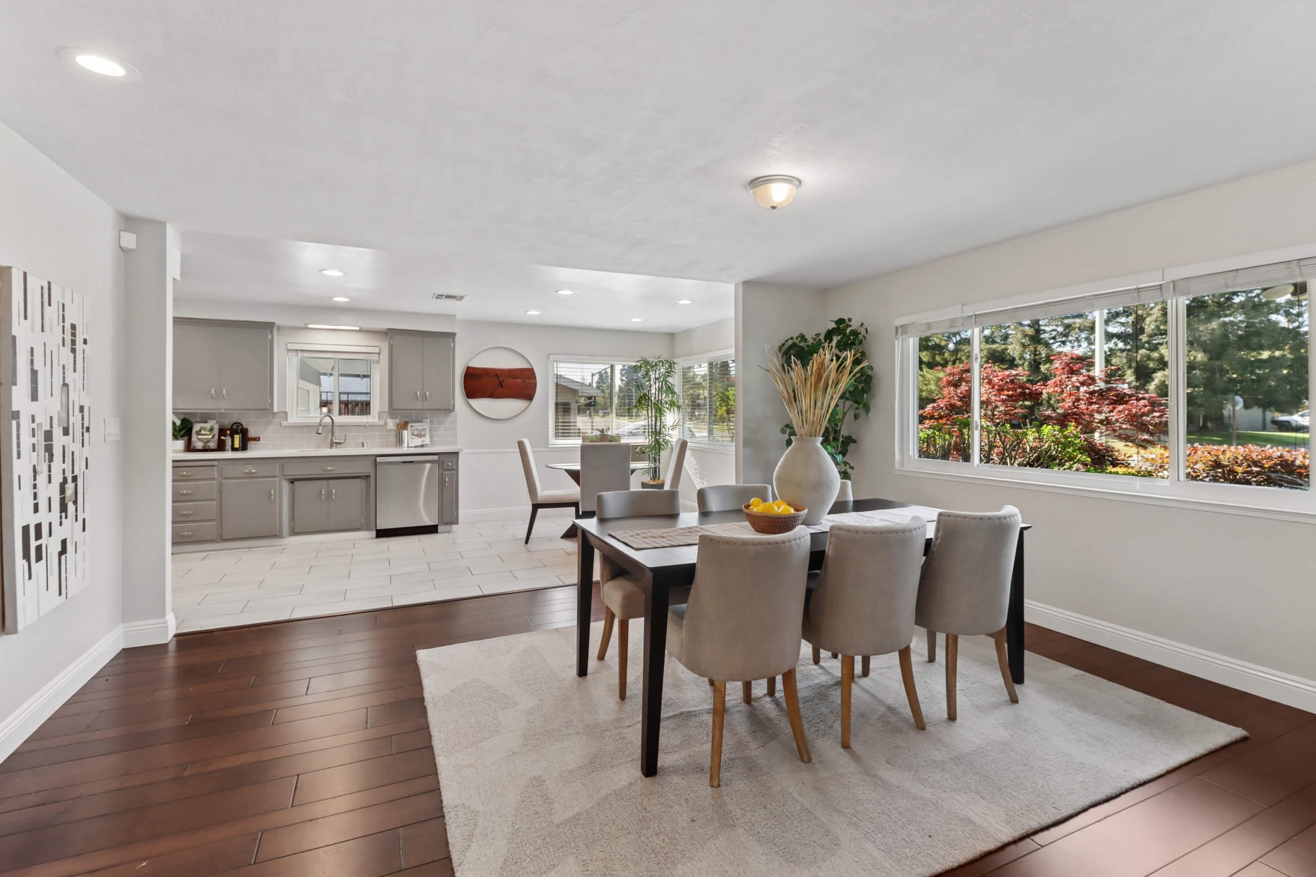 American River Dr, Sacramento - Premiere Home Staging & Design