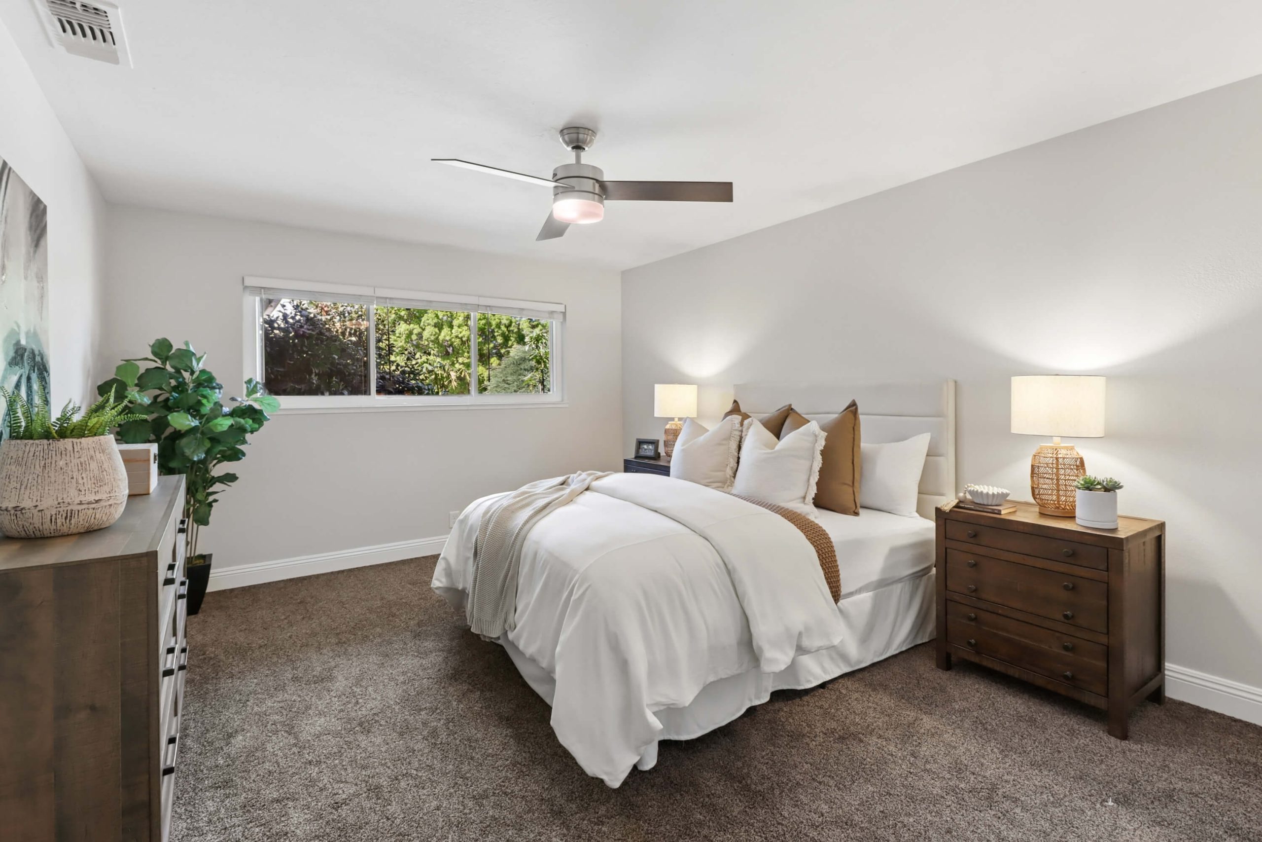 American River Dr, Sacramento - Premiere Home Staging & Design