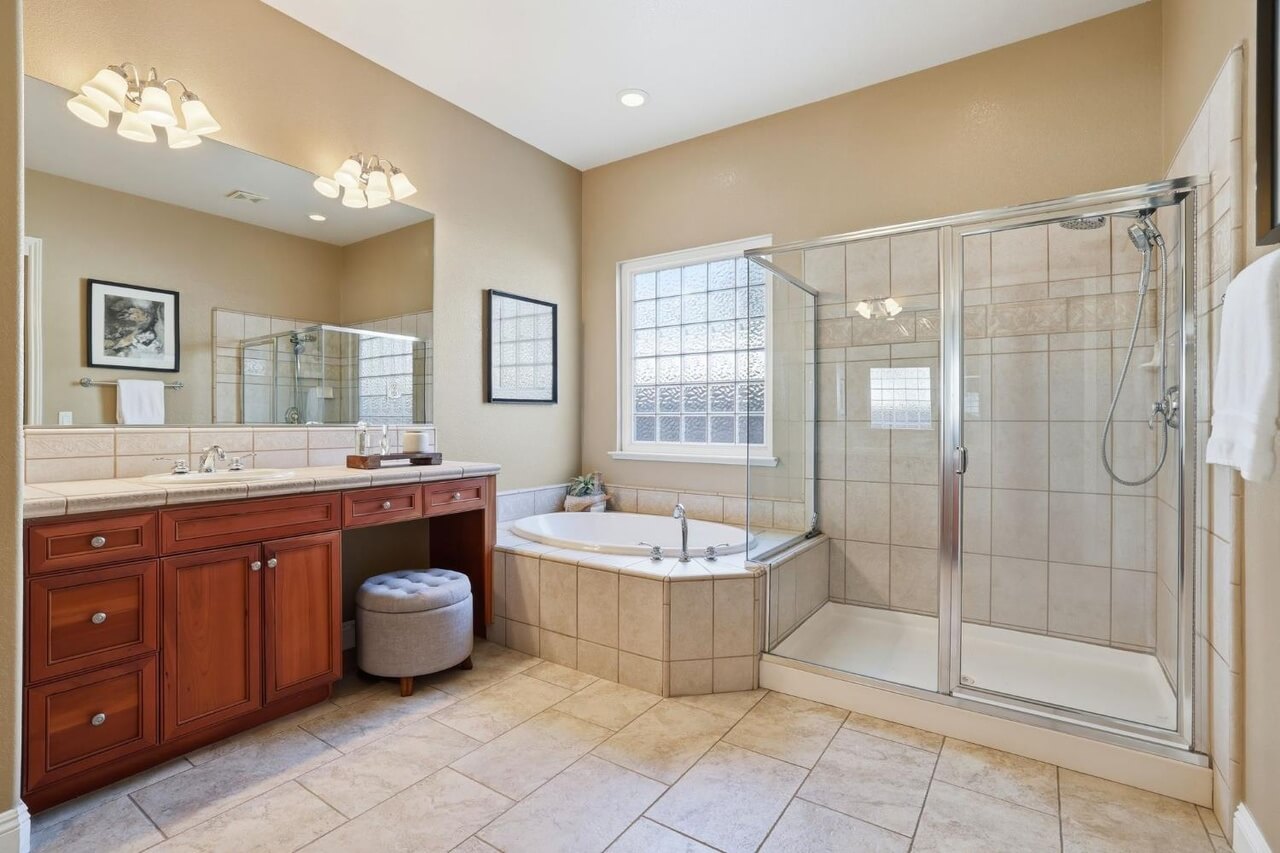 Fairchild Ct, Folsom - Premiere Home Staging & Design