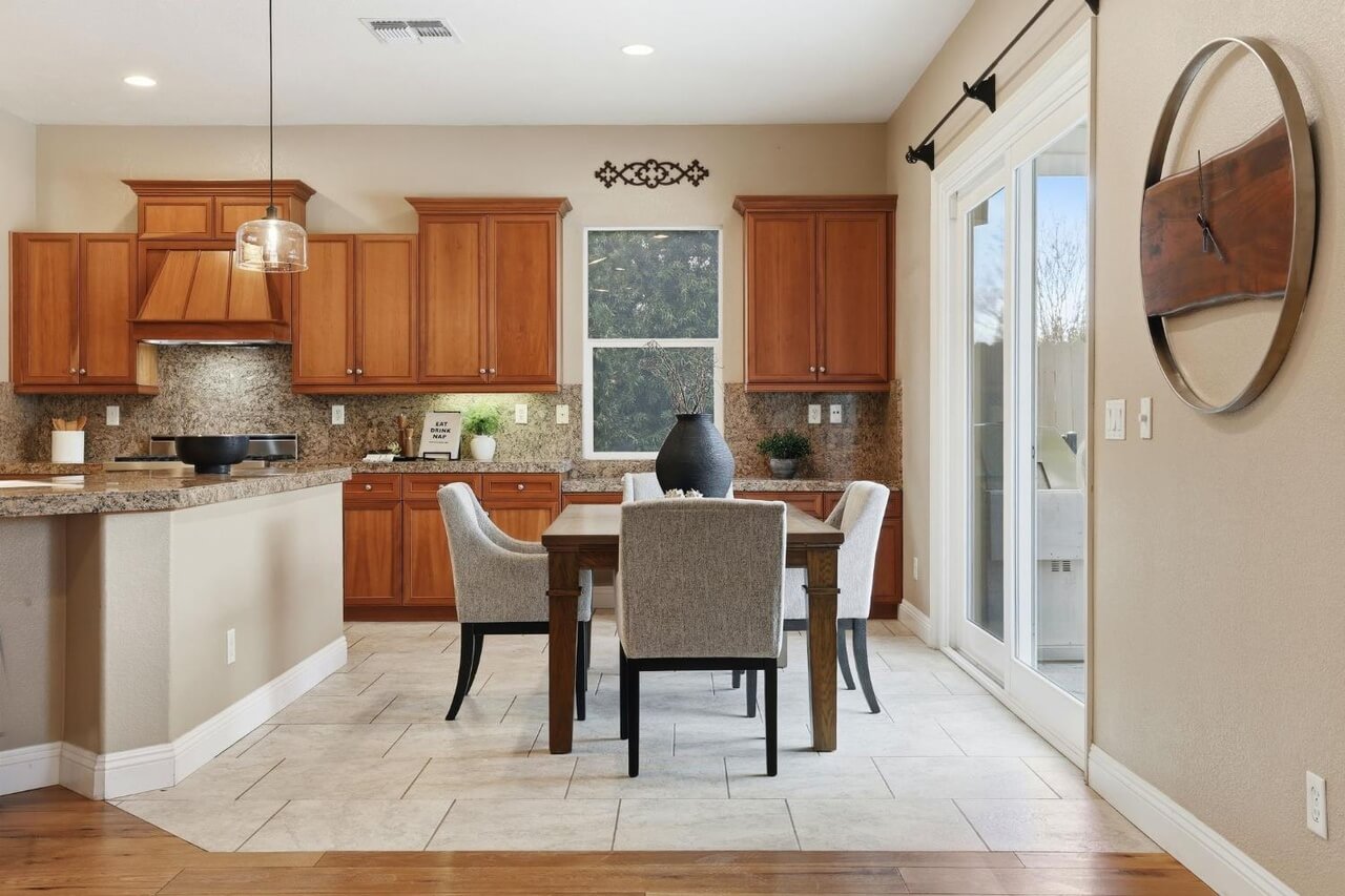 Fairchild Ct, Folsom - Premiere Home Staging & Design