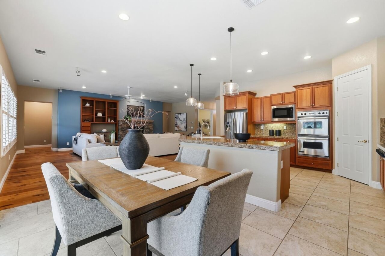 Fairchild Ct, Folsom - Premiere Home Staging & Design