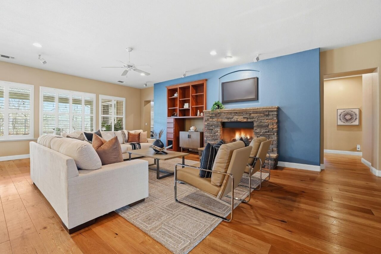 Fairchild Ct, Folsom - Premiere Home Staging & Design