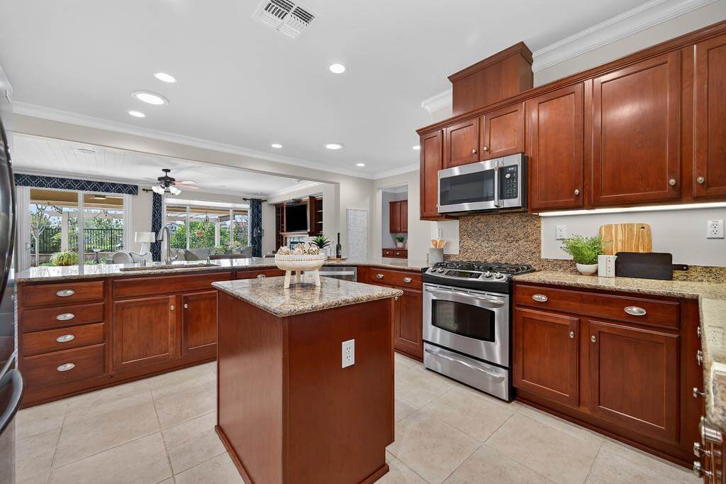 Oakham Way, Elk Grove - Premiere Home Staging & Design