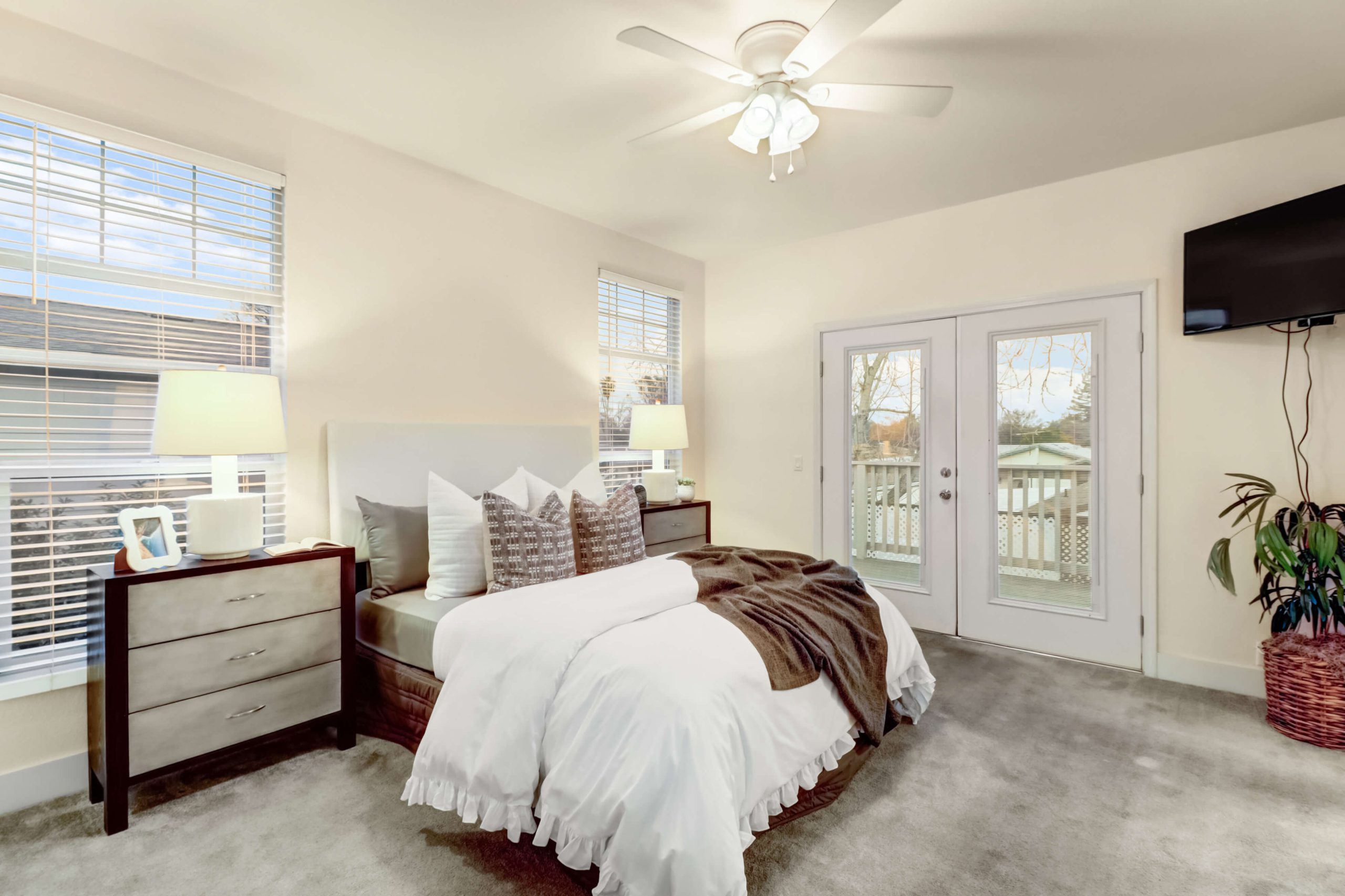 S Grove, Rocklin - Premiere Home Staging & Design
