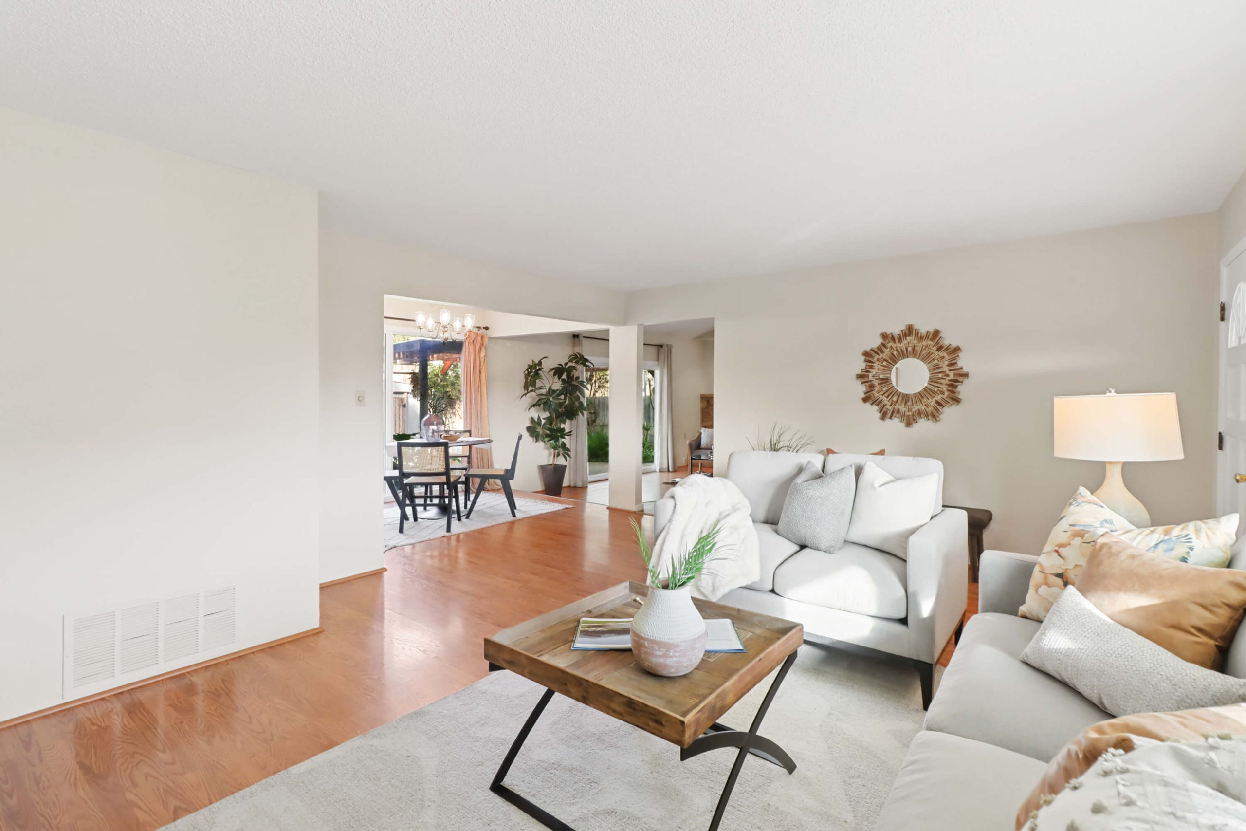 Saffron Way, Citrus Heights - Premiere Home Staging & Design