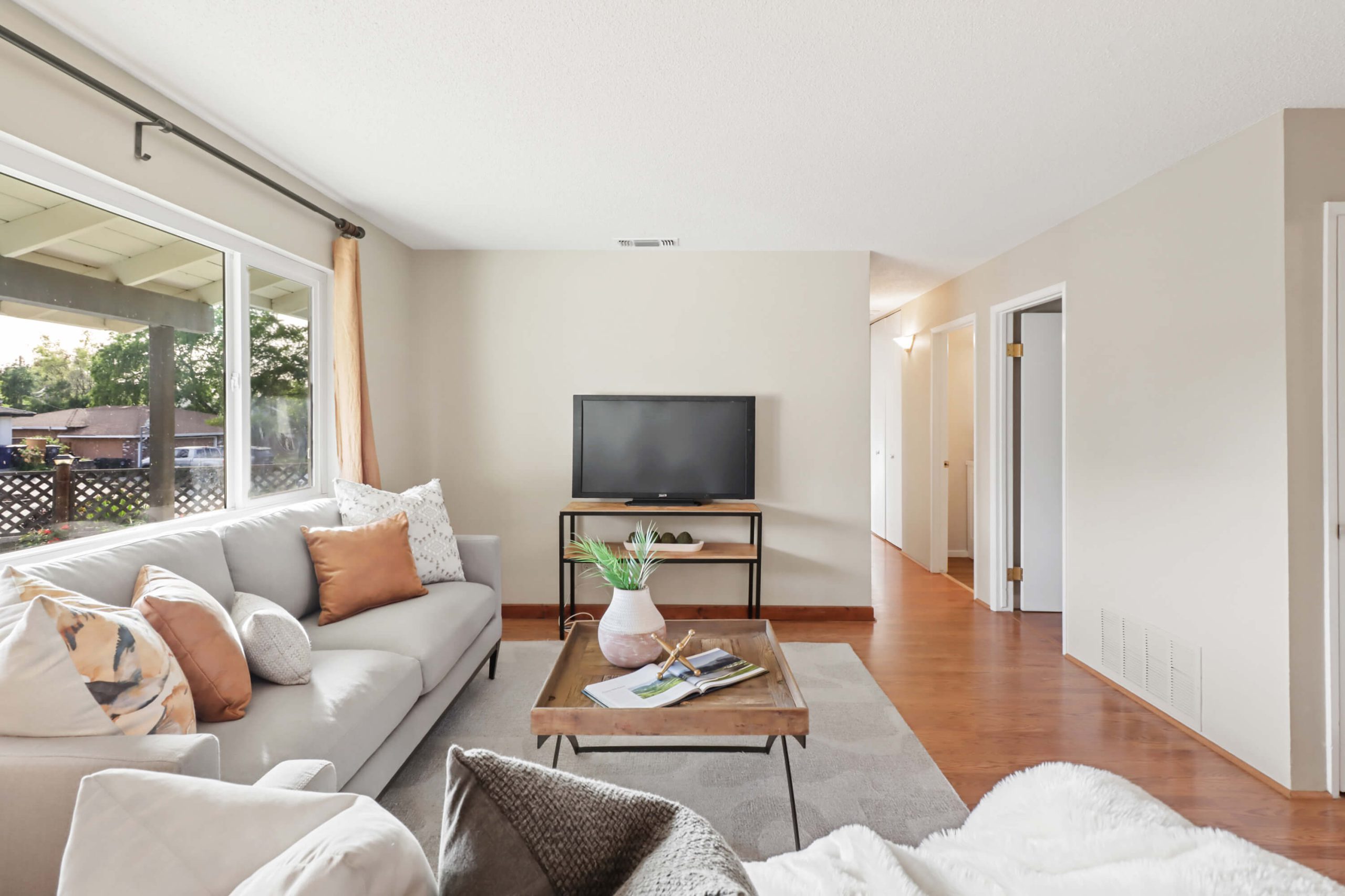 Saffron Way, Citrus Heights - Premiere Home Staging & Design