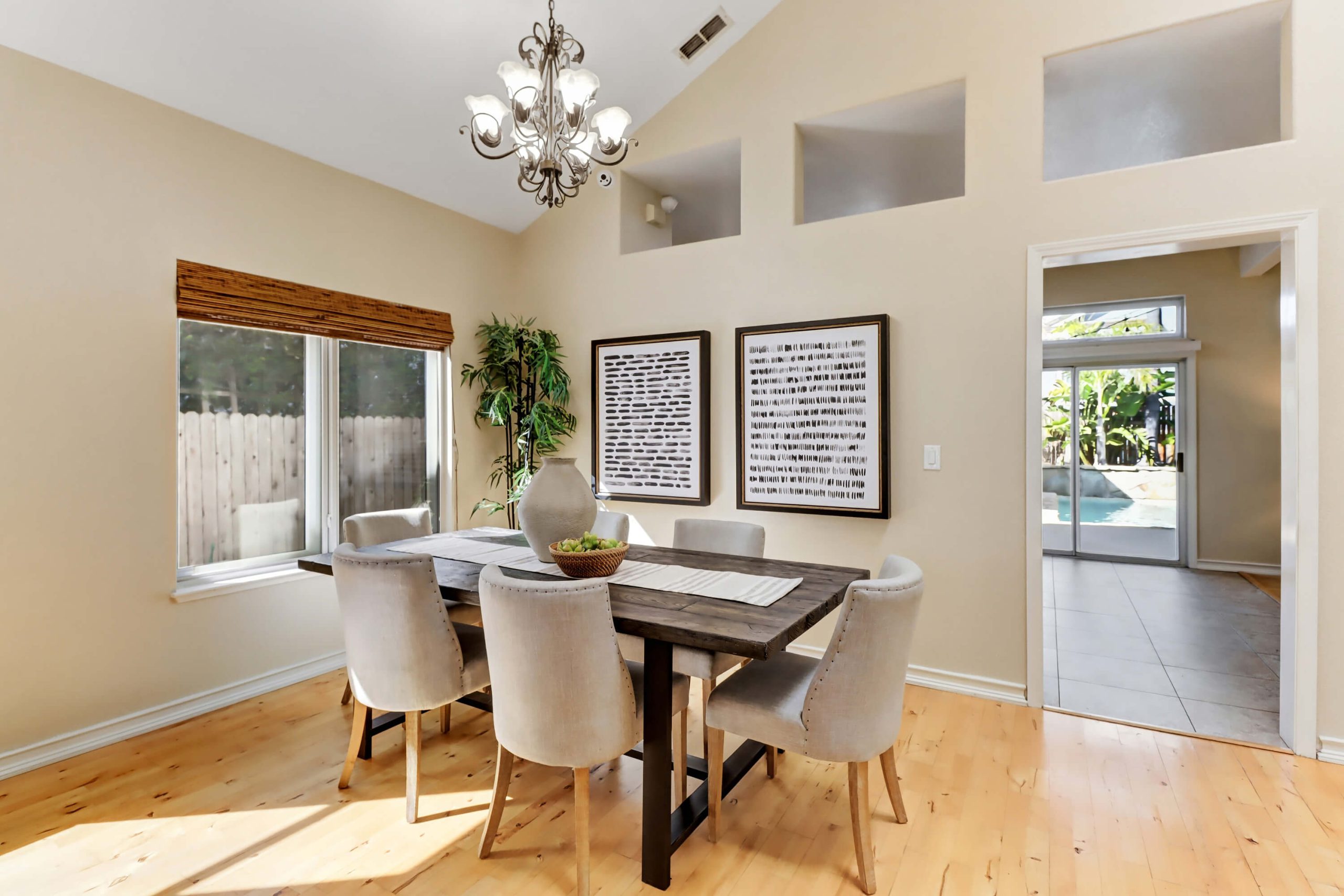 Seaton Dr, Folsom - Premiere Home Staging & Design