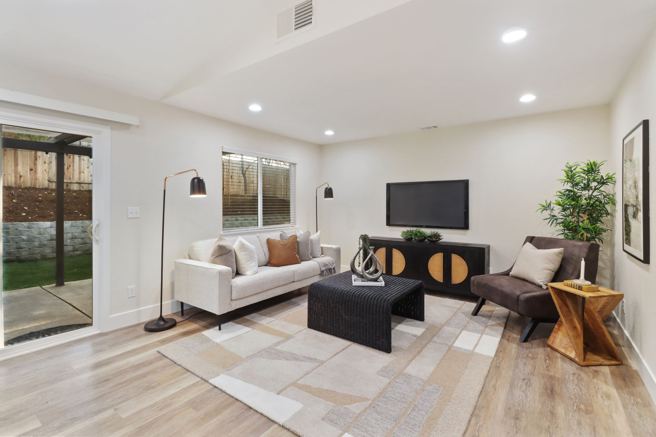 Stuart St, Rocklin - Premiere Home Staging & Design