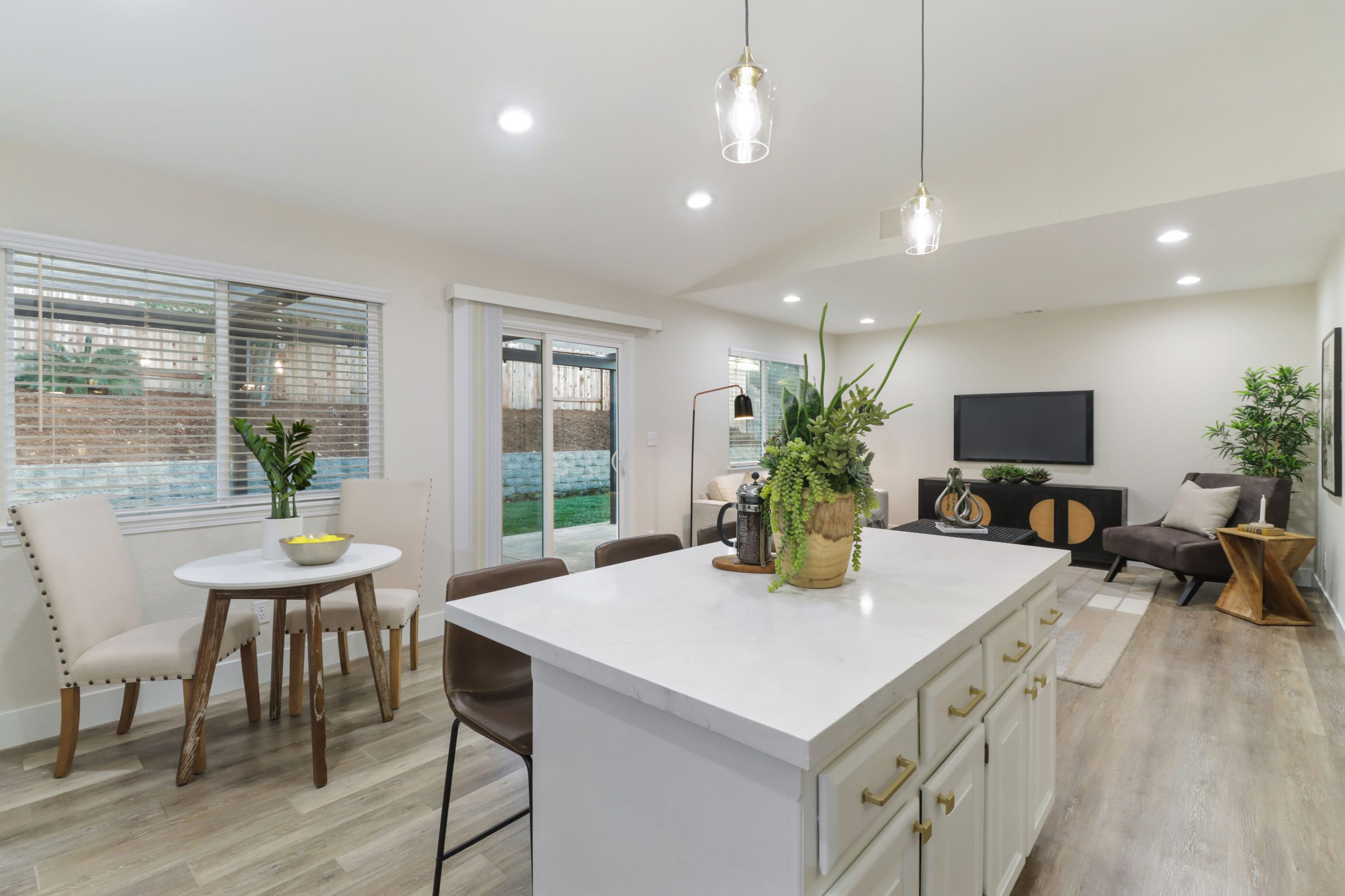 Stuart St, Rocklin - Premiere Home Staging & Design