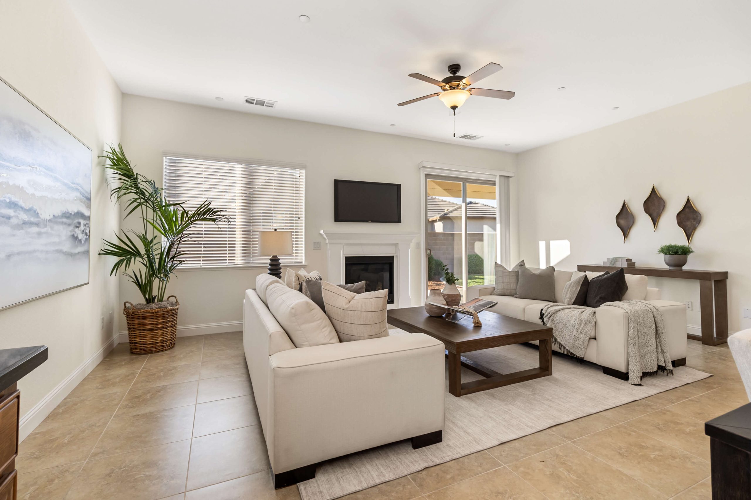 Syracuse Dr, Rocklin - Premiere Home Staging & Design