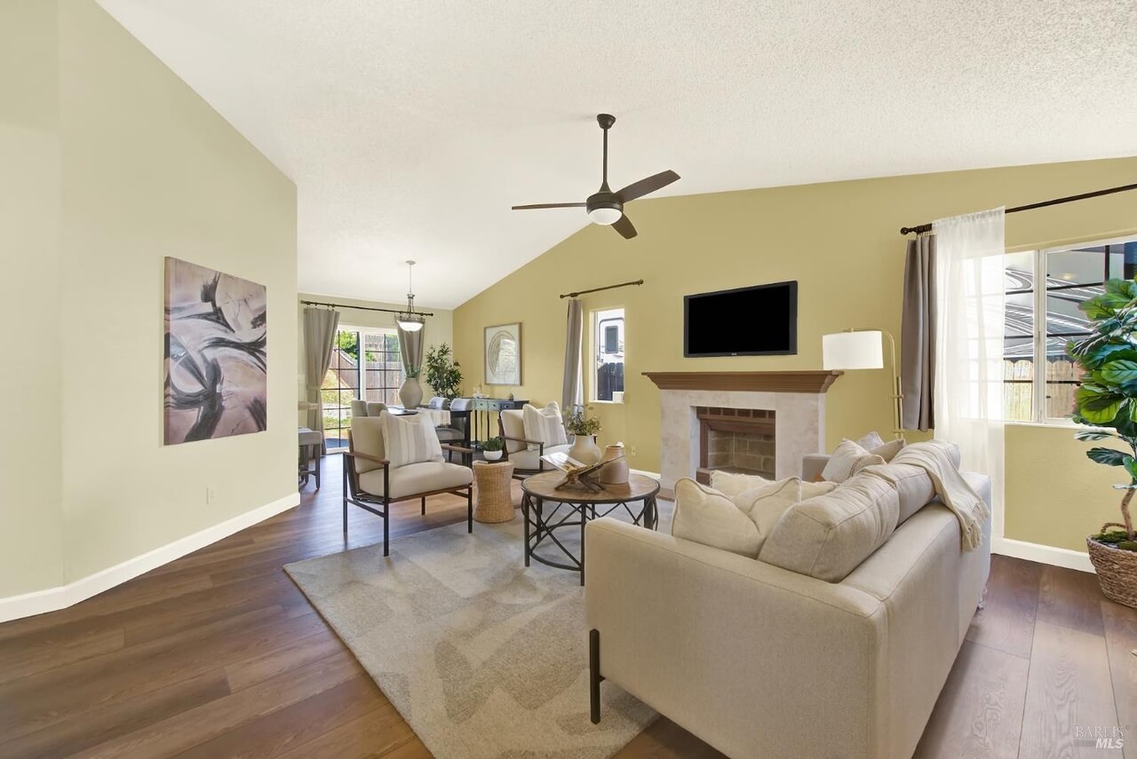 Tipperary Dr, Vacaville - Premiere Home Staging & Design