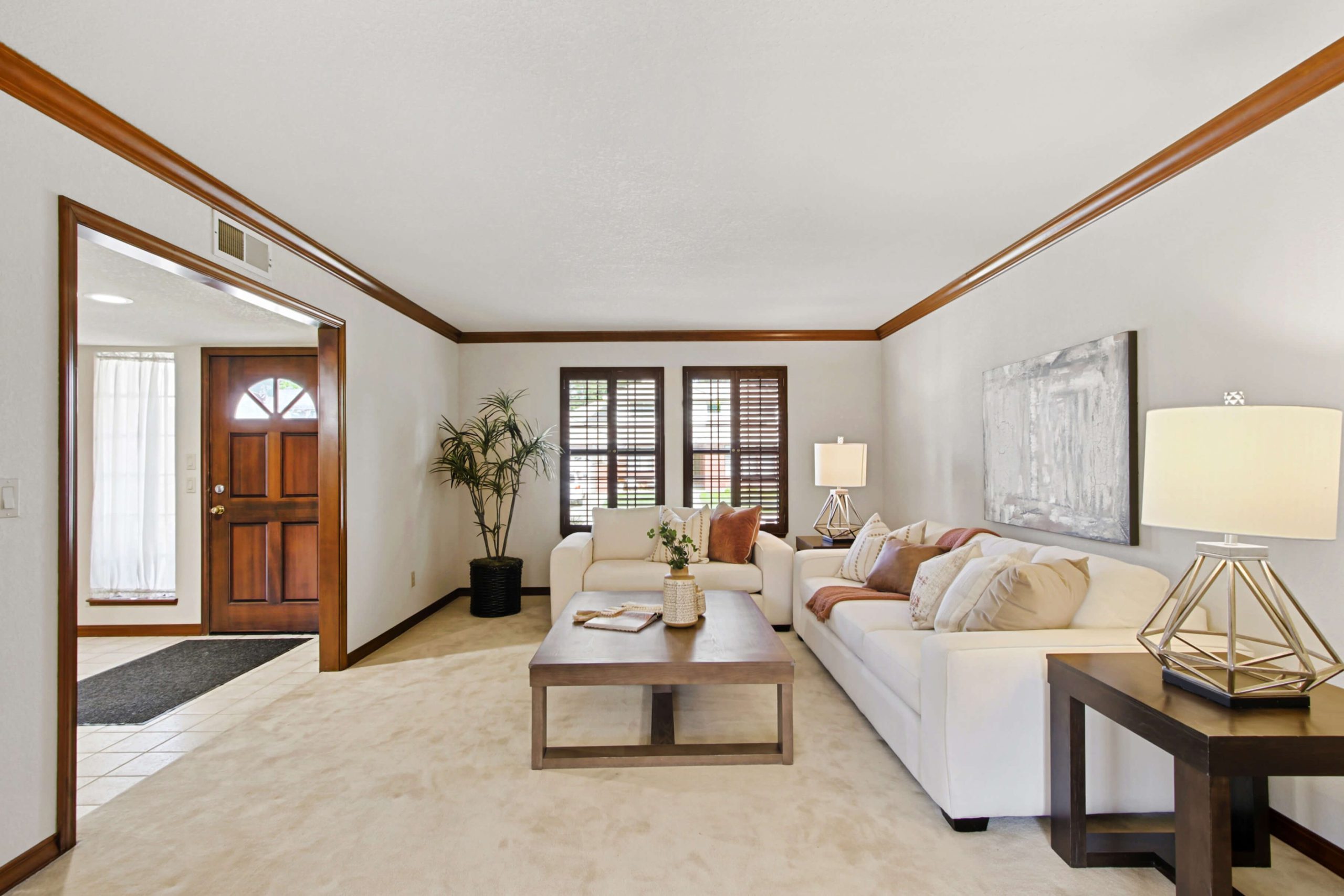 Valim Way, Sacramento - Premiere Home Staging & Design