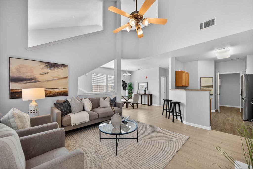 Vessona Cir, Folsom - Premiere Home Staging & Design