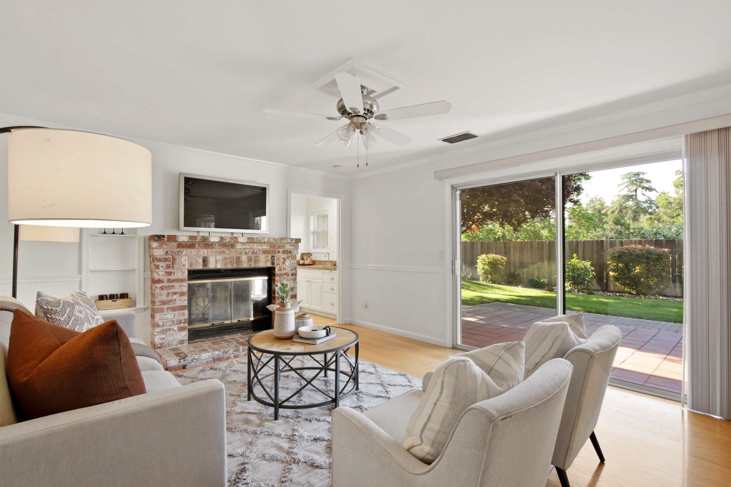 Woodpointe Cir, Sacramento - Premiere Home Staging & Design