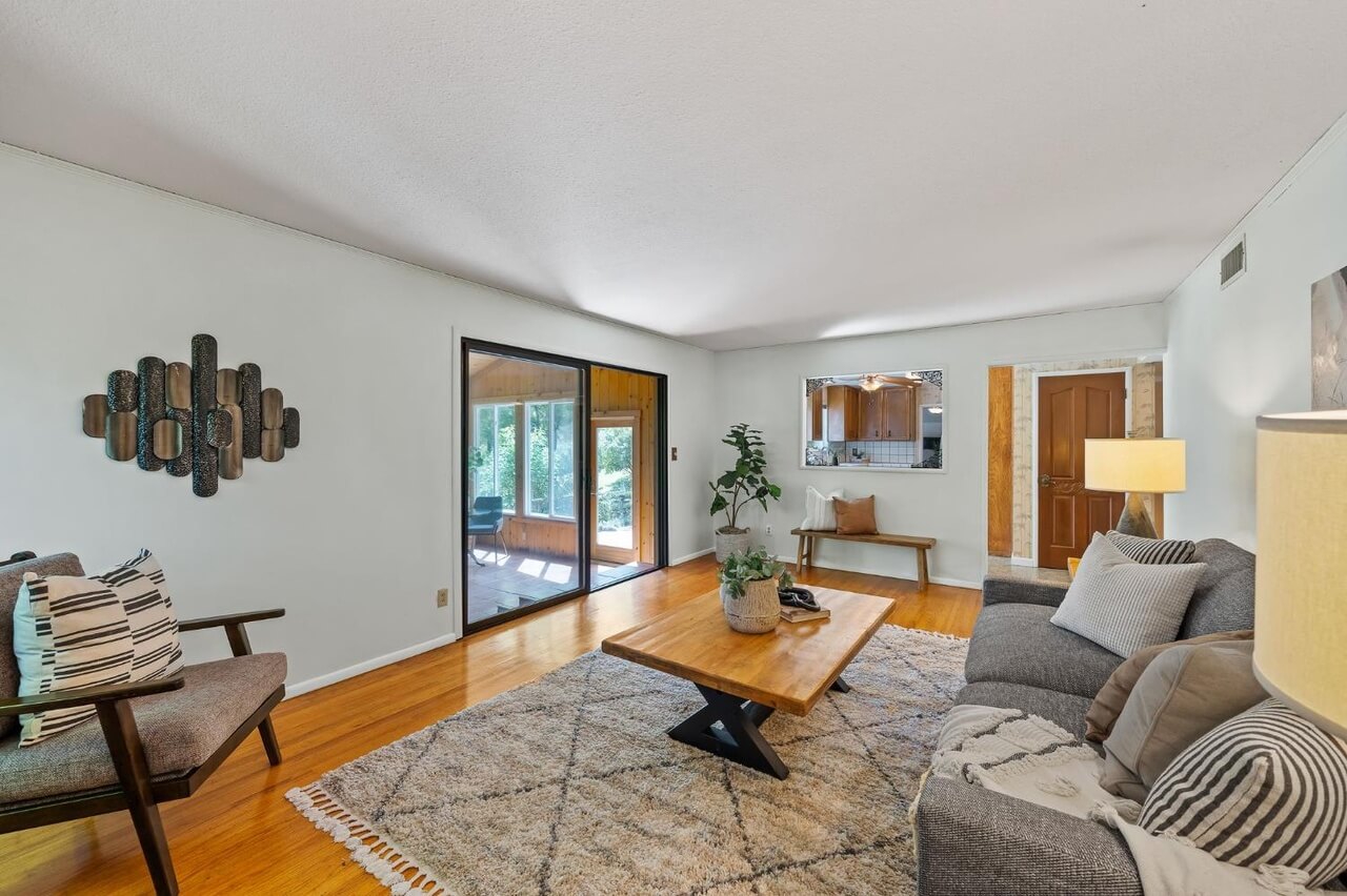 Schindler Rd, Newcastle - Premiere Home Staging & Design