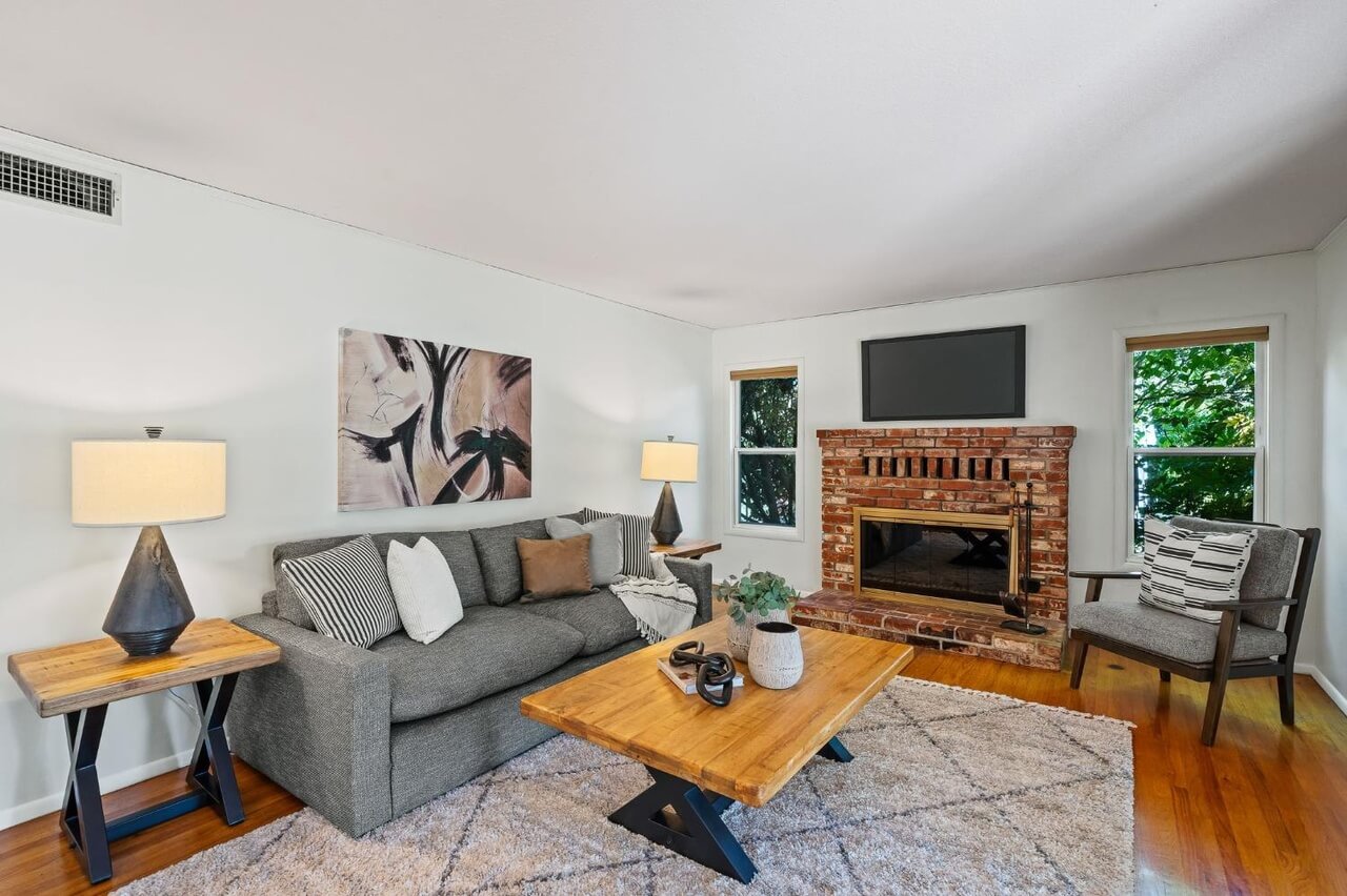 Schindler Rd, Newcastle - Premiere Home Staging & Design