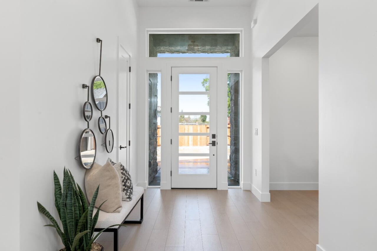 Maple Hill Ln, Orangevale - Premiere Home Staging & Design