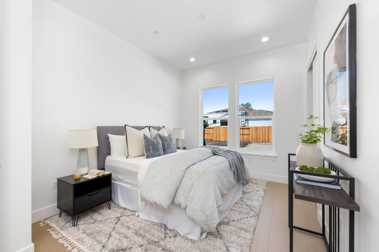 Maple Hill Ln, Orangevale - Premiere Home Staging & Design