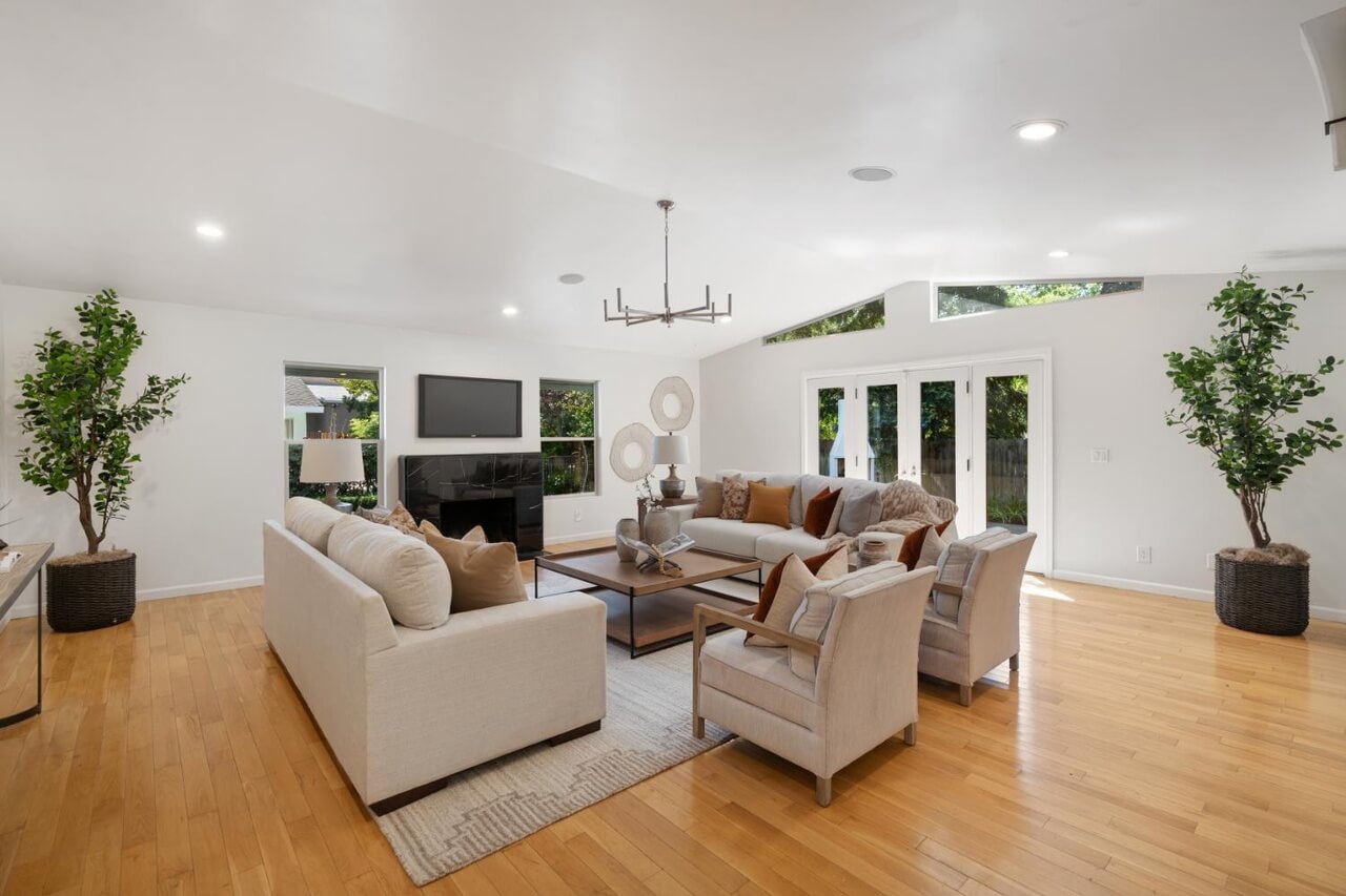 Adams Rd, Sacramento - Premiere Home Staging & Design