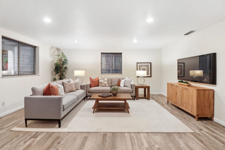 Amhurst Cir, Folsom - Premiere Home Staging & Design