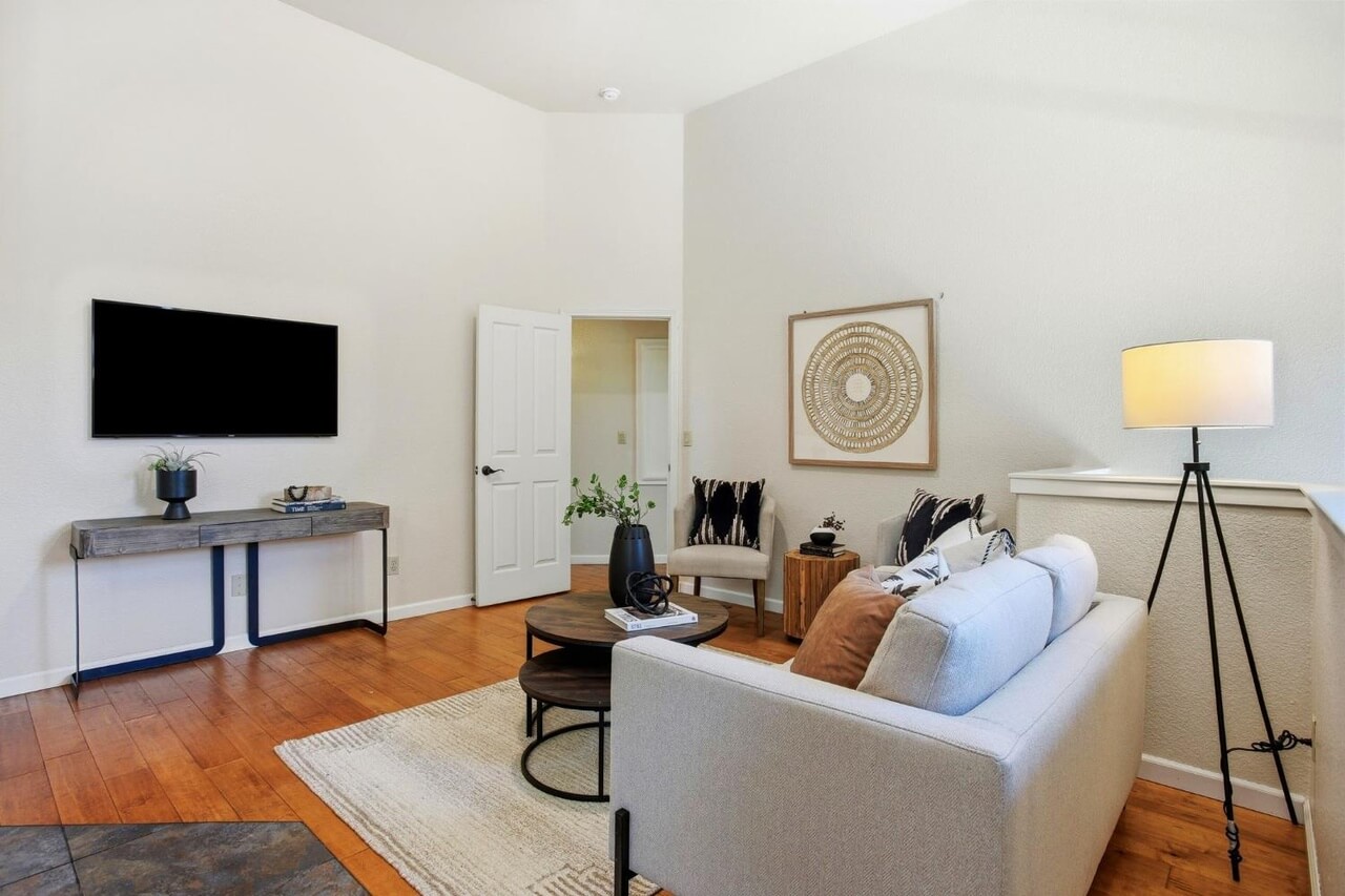 Amhurst Cir, Folsom - Premiere Home Staging & Design