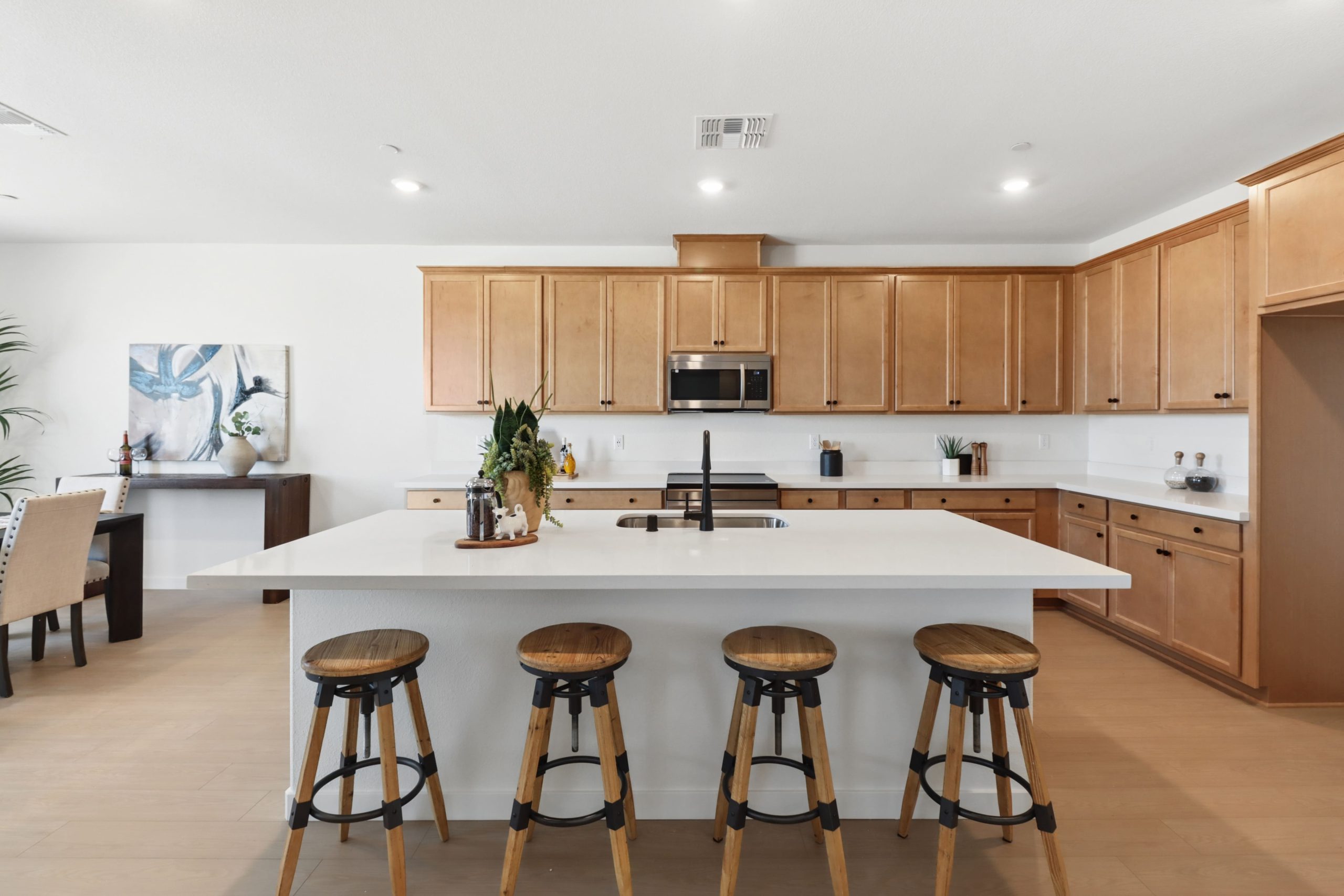 Buntline Way, Roseville - Premiere Home Staging & Design
