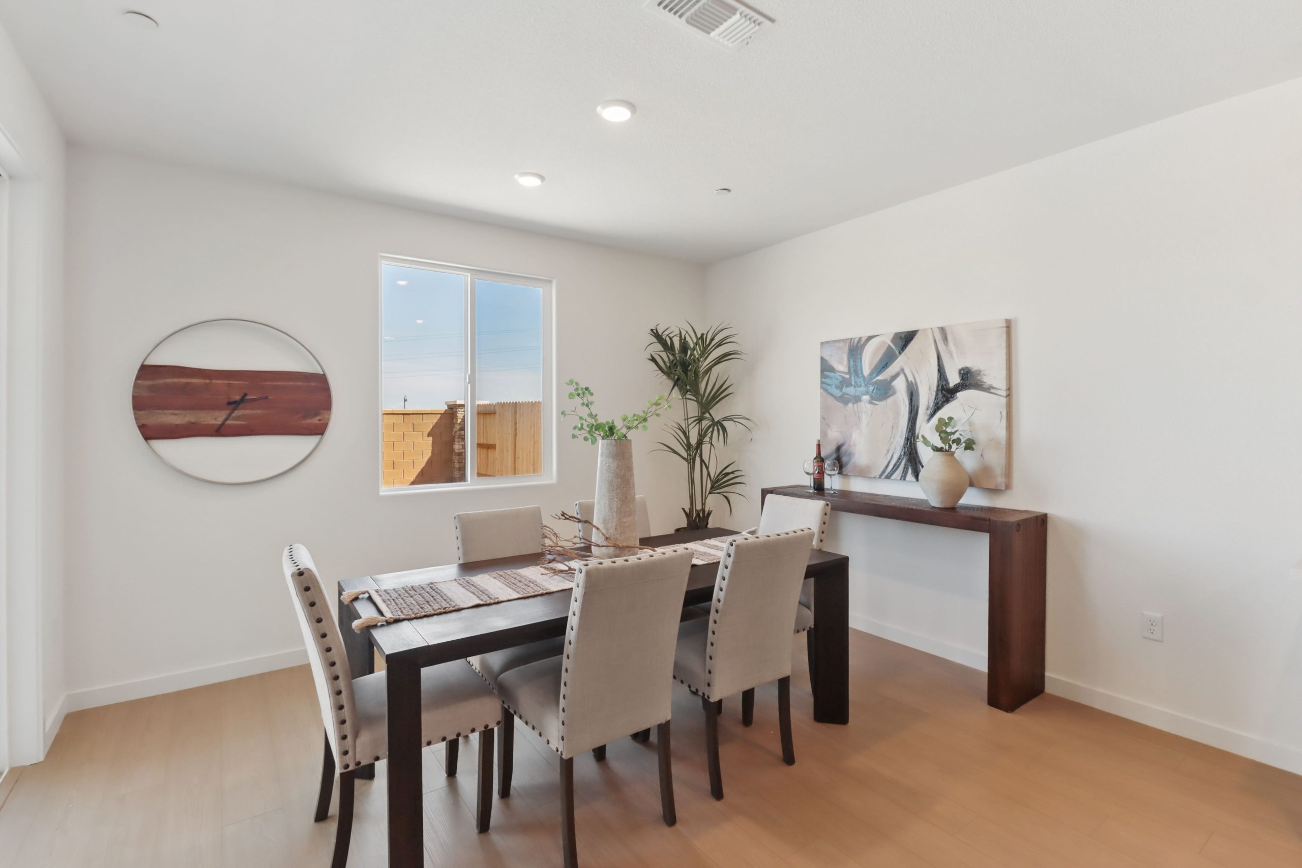 Buntline Way, Roseville - Premiere Home Staging & Design