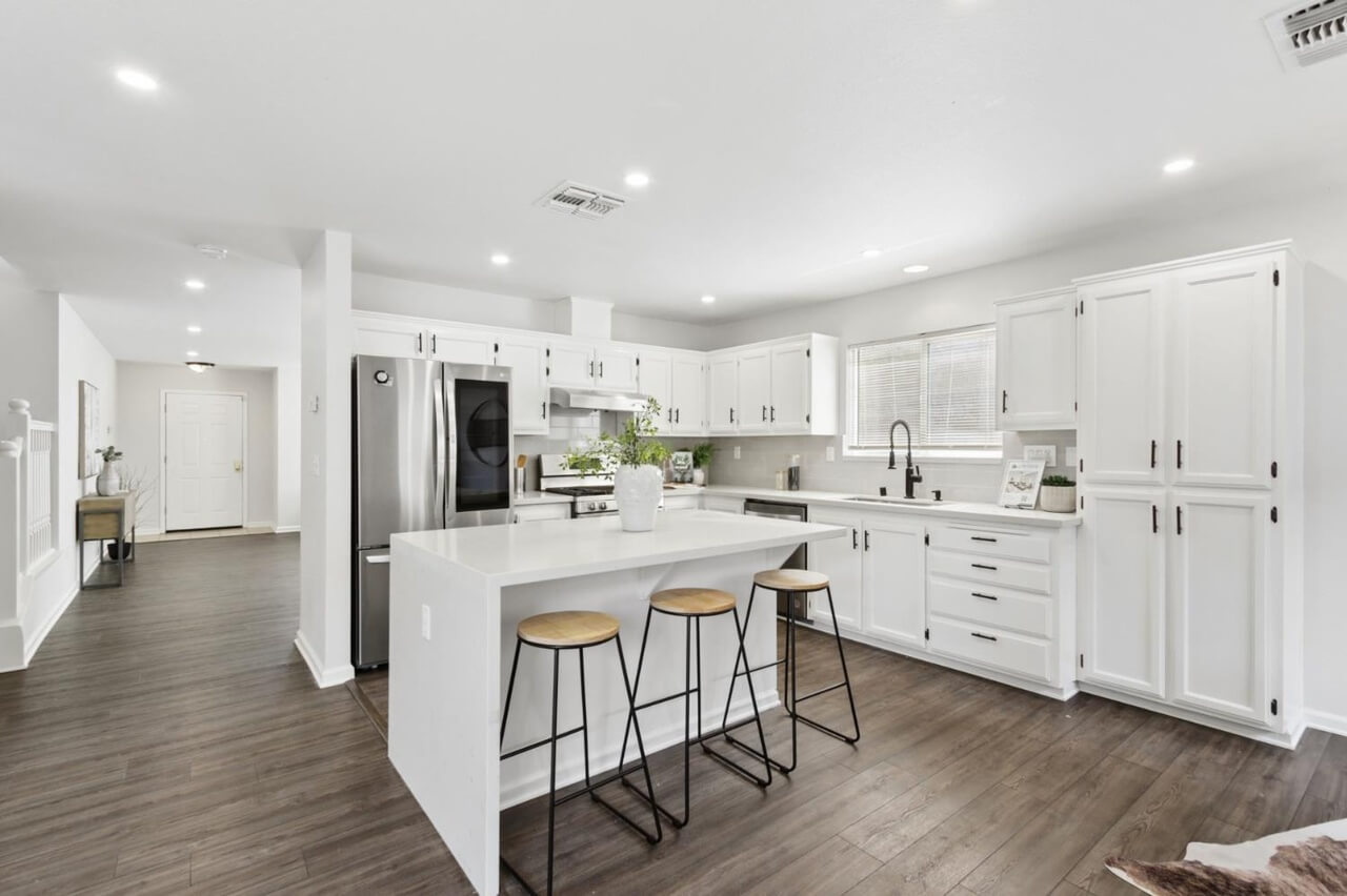 Cavalier Way, Sacramento - Premiere Home Staging & Design