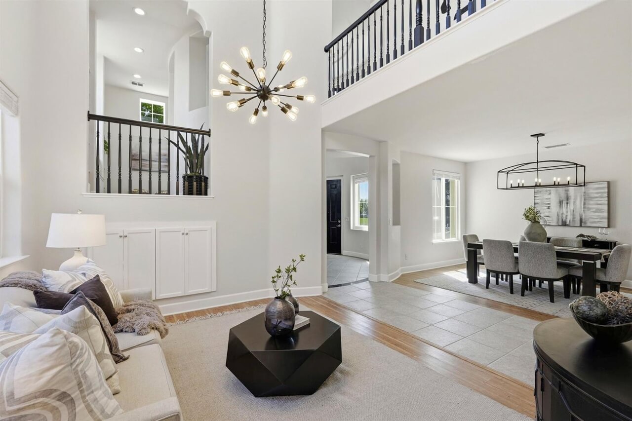 Jerry Litell Way, Sacramento - Premiere Home Staging & Design