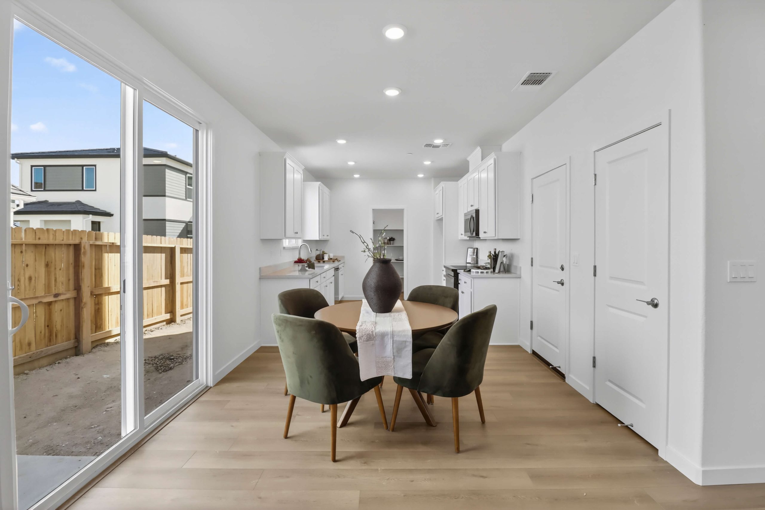 Kelp Rd, Roseville - Premiere Home Staging & Design